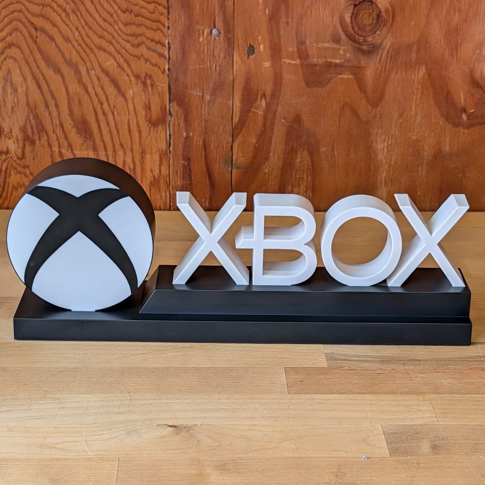 Xbox Official Gear Icons Light Paladone Gaming Desk Lamp White Black